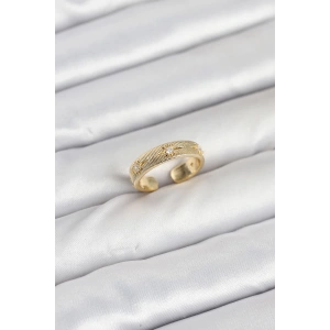 Pirinç Gold Renk Zirkon Taşlı Kutup Yıldızı Model Kadın Yüzük