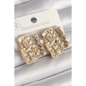 Pirinç Gümüş Renk İşlemeli Kare Plaka Model Kadın Küpe