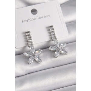 Pirinç Gümüş Renk Su Yolu Zirkon Taşlı Çiçek Model Kadın Küpe