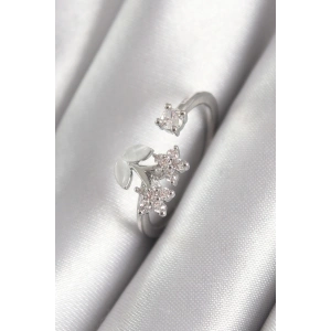 Pirinç Gümüş Renk Zirkon Taşlı Çiçek Model Kadın Yüzük