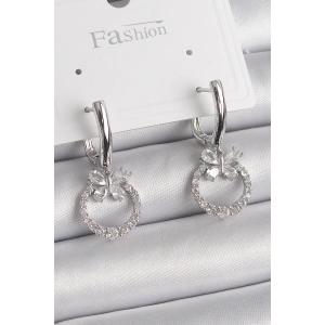 Pirinç Gümüş Renk Zirkon Taşlı Kelebek Figür Sallantı Detay Kadın Küpe