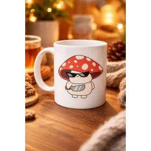 Sevimli Cool Mantar Tasarımlı Porselen Kupa MODEL 87 – Eğlenceli Karakter Desenli Kahve & Çay Kupası – Hediye Fikirli Kupa