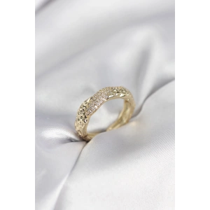 Zirkon Taşlı Puntalı Gold Renk Kadın Yüzük