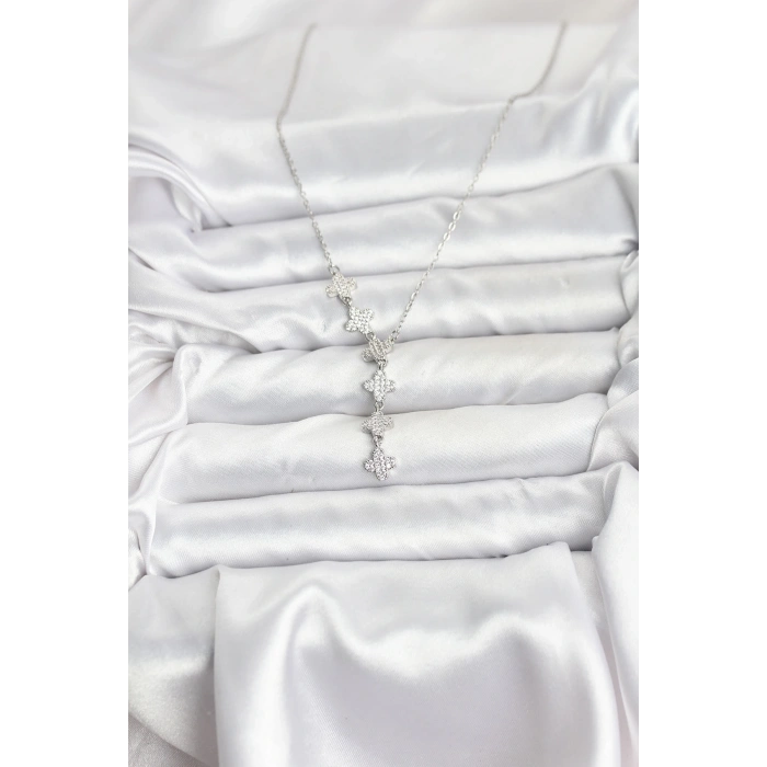 316L Çelik Zincir Gümüş Renk Yonca Model Kadın Kolye