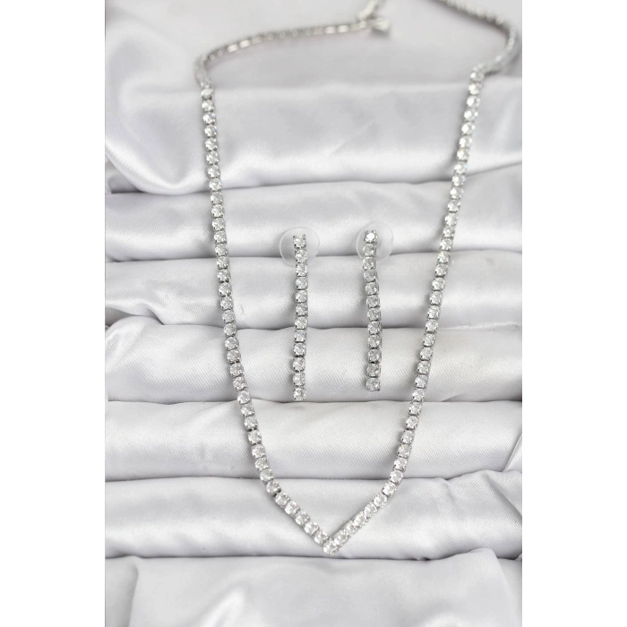 Gümüş Renk Zirkon Taşlı Kadın Kolye Küpe Seti - TJ-BKO10638