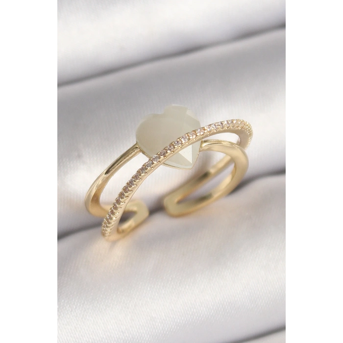 Pirinç Gold Renk Beyaz Kristal Kalp Model Zirkon Taş Detay Kadın Yüzük - TJ-BYK3644