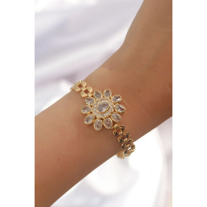 Pirinç Gold Renk İri Zirkon Taşlı Çiçek Figürlü Bileklik - TJ-BB6141