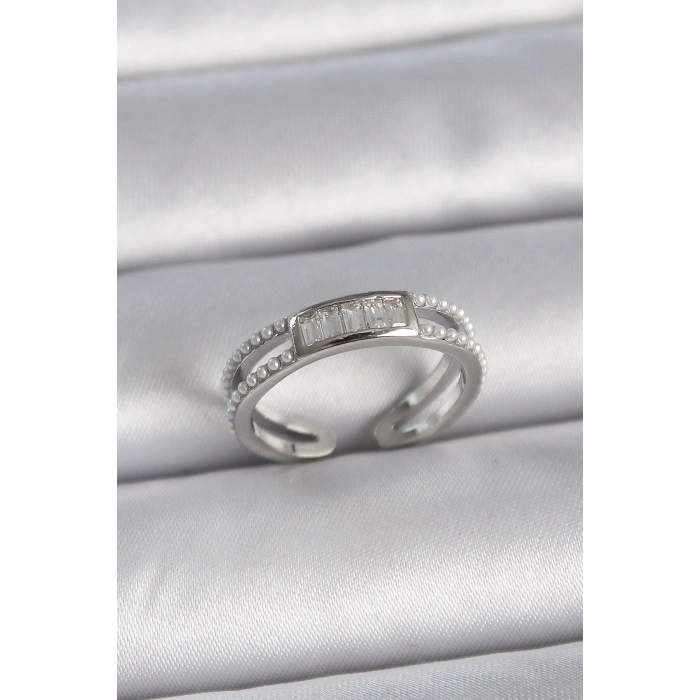 Pirinç Gümüş Renk Ayarlanabilir Sıralı İncili Zirkon Taşlı Kadın Yüzük - TJ-BYK3381