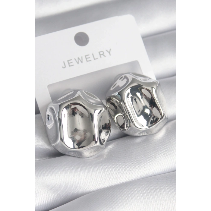 Pirinç Gümüş Renk İşlemeli Top Model Kadın Küpe - TJ-BKP8558