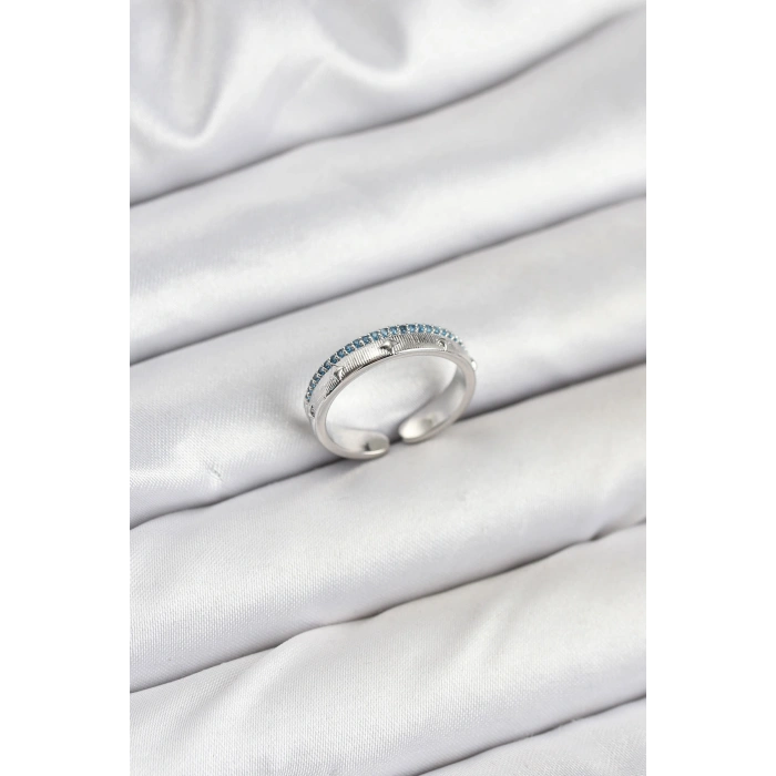 Pirinç Gümüş Renk Sıralı Zirkon Taşlı Kutup Yıldızı Model Kadın Yüzük - TJ-BYK3837