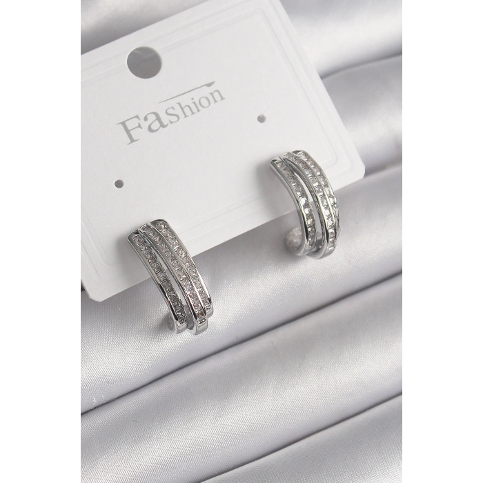 Pirinç Gümüş Renk Zirkon Taşlı Yarım Halka Model Kadın Küpe - TJ-BKP9978