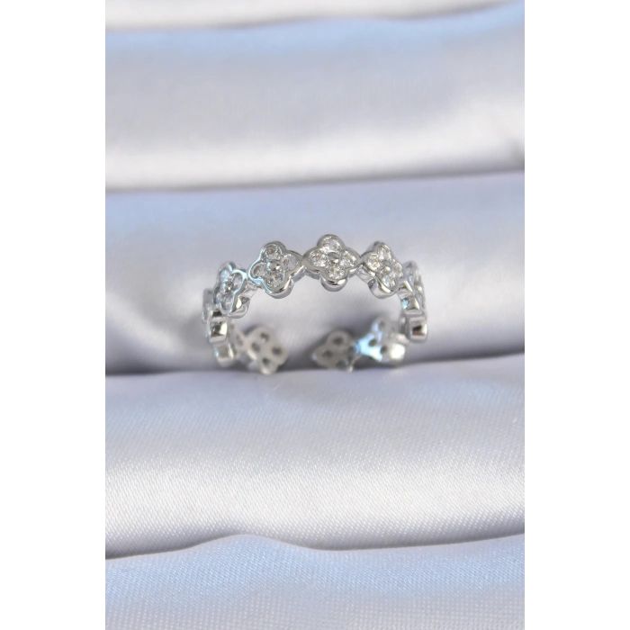 Pirinç Gümüş Renk Zirkon Taşlı Yonca Model Kadın Yüzük - TJ-BYK3305