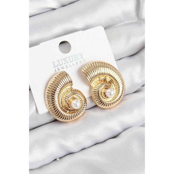 Pirinç İnci Detaylı Girdap Model Gold Renk Kadın Küpe - TJ-BKP11032