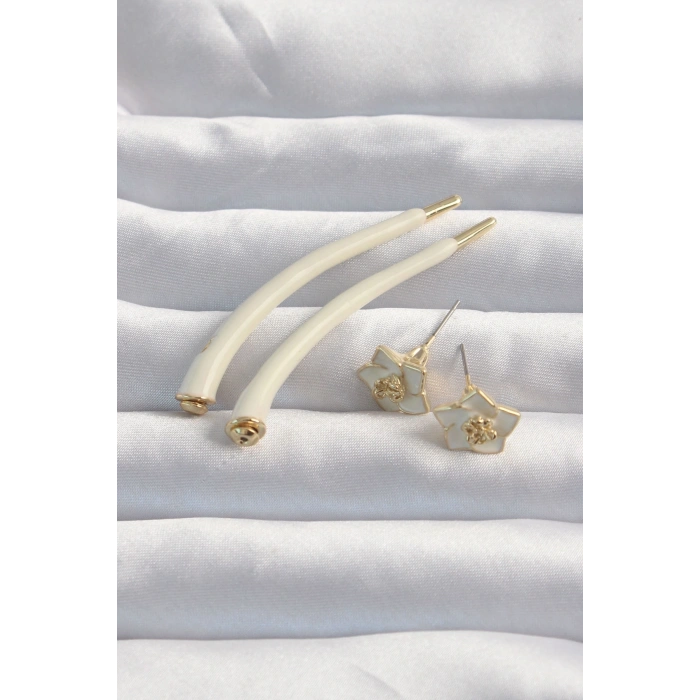 Pirinç Krem Renk Botega Küpe