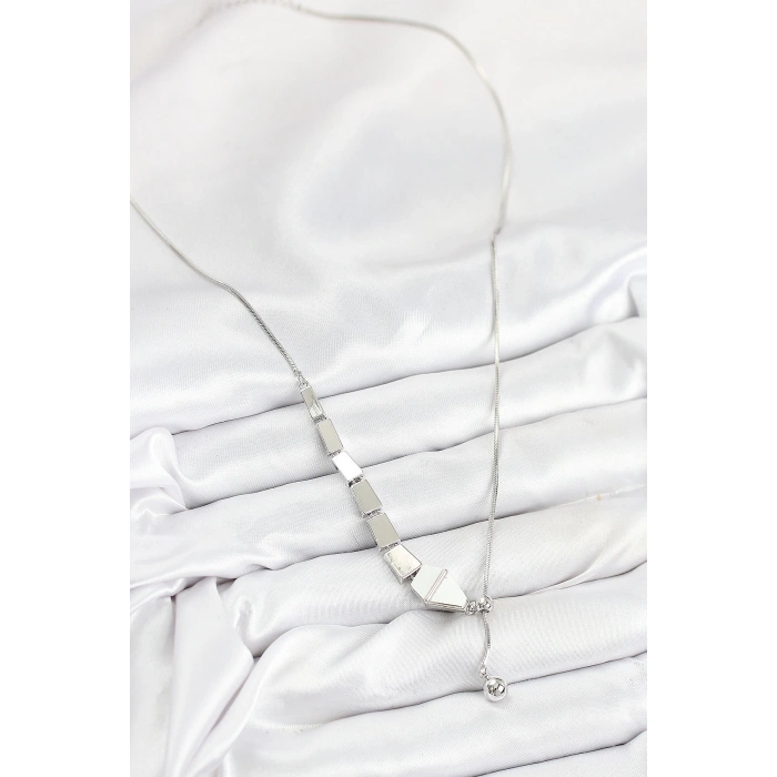 Pirinç Yılan Model Gümüş Renk Asansörlü Kadın Kolye