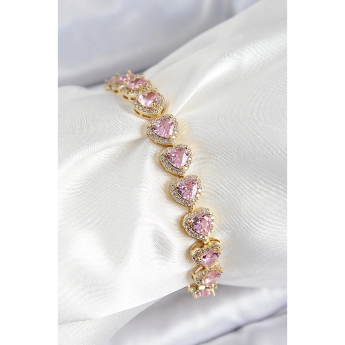 Pirinç Zirkon Taşlı Pembe Kalp Baget Model Gold Renk VIP Seri Kadın Bileklik - TJ-BB7502