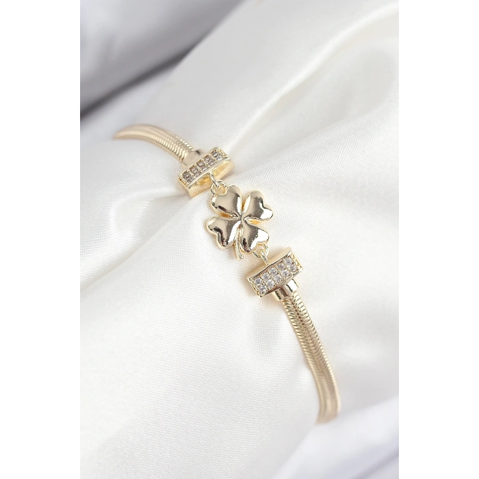 Pirinç Zirkon Taşlı Yonca Model Gold Renk Kadın Bileklik - TJ-BB7897