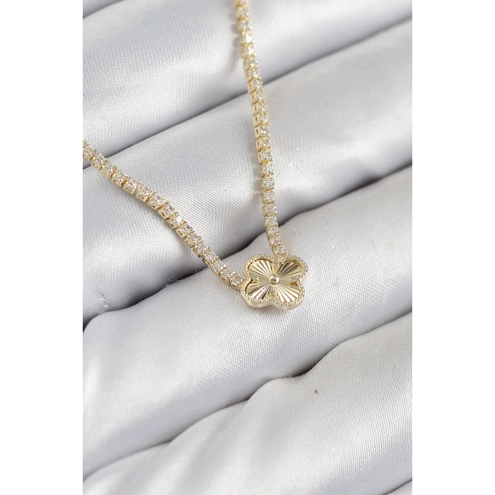 Pirinç Zirkon Taşlı Yonca Model Gold Renk Kadın Kolye - TJ-BKO10490