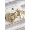 Pirinç Gold Renk İşlemeli Plaka Kalp Model Kadın Küpe