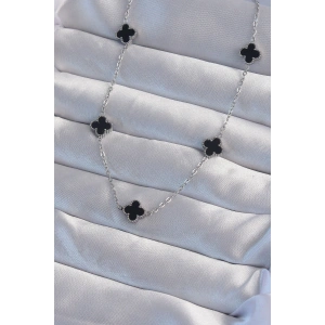 316L Çelik Gümüş Renk Minimal Siyah Mineli Yonca Kolye