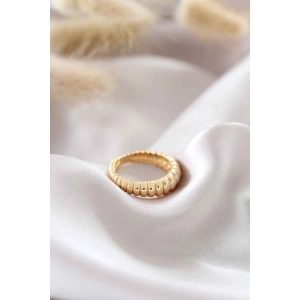 Altın Renk Ayarlamalı Burgu Kadın Yüzük - TJ-BYK1503
