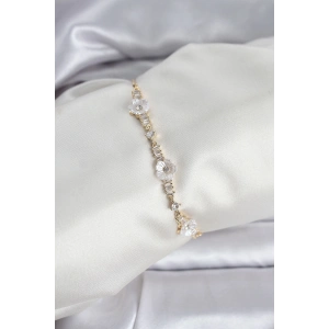 Baget Zirkon Taşlı Çiçek Model Gold Renk Asansörlü Kadın Bileklik