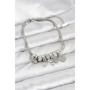 Kelebek Charmlı Gümüş Renk Kadın Bileklik