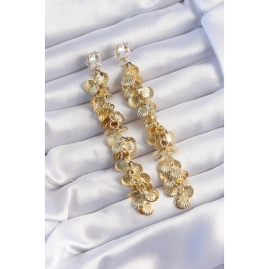 Pirinç Gold Renk Zirkon Taşlı Minimal Deniz Kabuklu Sallantılı Küpe - TJ-BKP9252