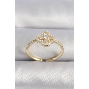 Pirinç Gold Renk Zirkon Taşlı Yonca Model İnci Detay Kadın Yüzük - TJ-BYK3494