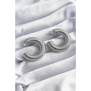 Pirinç Gümüş Renk İşleme Halka Model Kadın Küpe