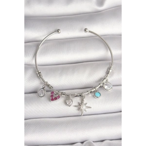 Pirinç Gümüş Renk Sallantı Zirkon Taşlı Kutup Yıldız Figür Kalp Detay Charm Kadın Bileklik