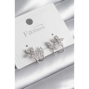 Pirinç Gümüş Renk Zirkon Taşlı Çiçek Model Kadın Küpe - TJ-BKP9740