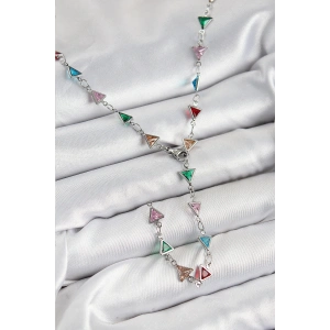 Pirinç Renkli Zirkon Taşlı Üçgen Model Gümüş Renk Kadın Y Kolye - TJ-BKO10383