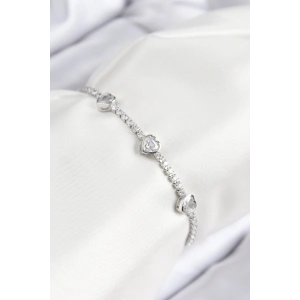 Pirinç Zirkon Taşlı Sıralı Kalp Model Gümüş Renk Asansörlü Kadın Bileklik - TJ-BB7728