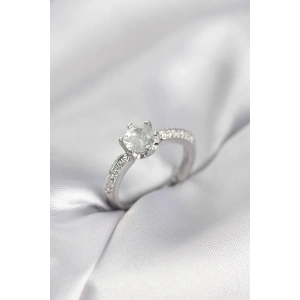 Tek Taş Model Zirkon Taşlı Gümüş Renk Kadın Yüzük