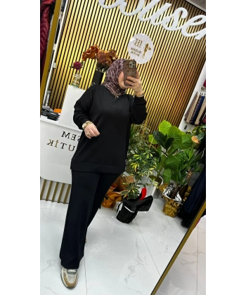 Oysho Biele Takım Siyah