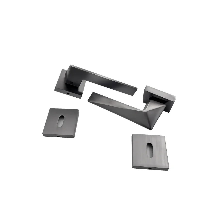 Nobel Yıldız Titanyum Füme Rozetli Kapı Kolu