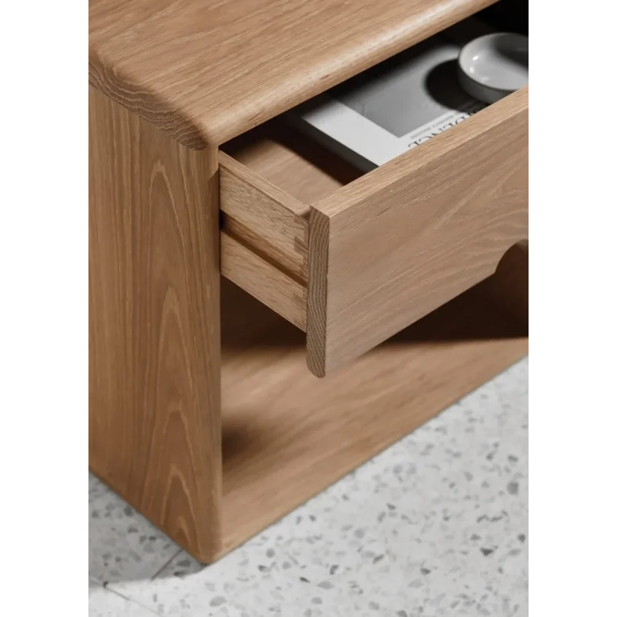 Tek Çekmeceli Geniş Raflı Ahşap Komodin 45x55x35 Cm