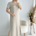 Bej Kısa Kollu Yanları Yırtmaçlı Penye Elbise