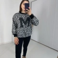 Siyah Leopar Desen Harf Detaylı Sweathirt