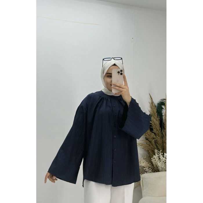 Geniş Kol Piliseli Gömlek Lacivert