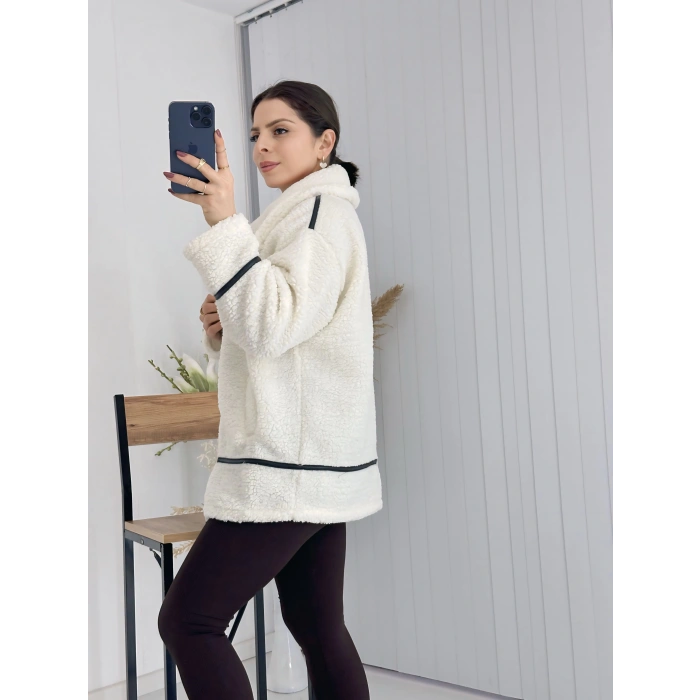 Astarlı Pelüş Ceket Mont
