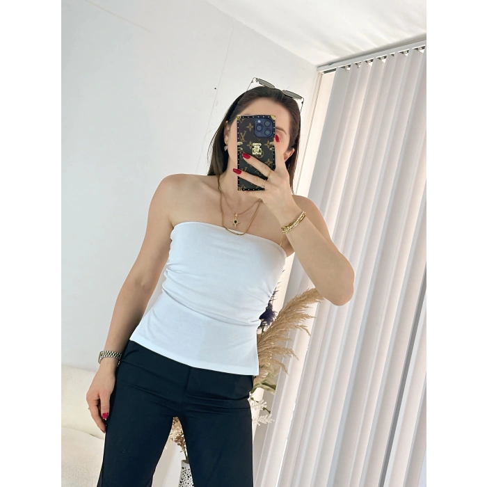 Beyaz Çift Yırtmaçlı Straplez Bluz