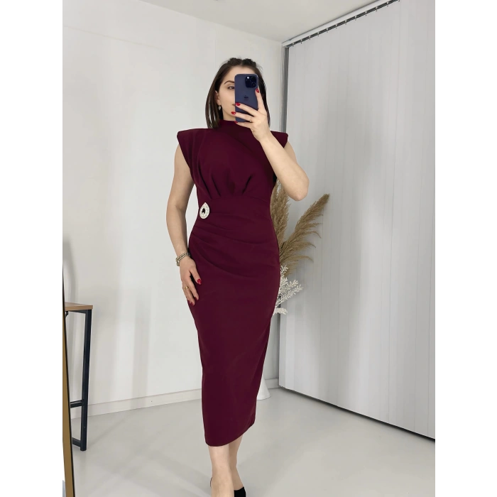 Bordo BROŞLU Vatkalı Krep Elbise