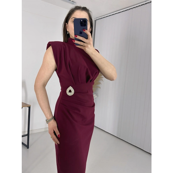 Bordo BROŞLU Vatkalı Krep Elbise