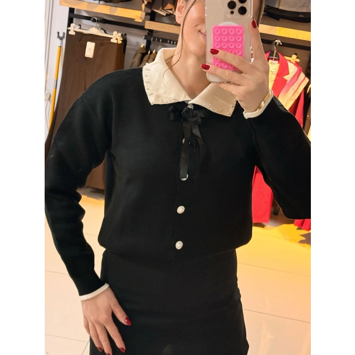 İnci taşlı Polo yaka kazak siyah