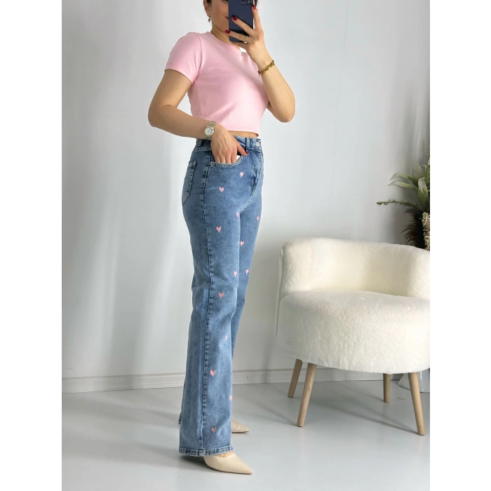 Kalp Nakışlı straight jean