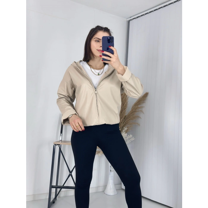 Kapşonlu Bej Deri Yağmurluk