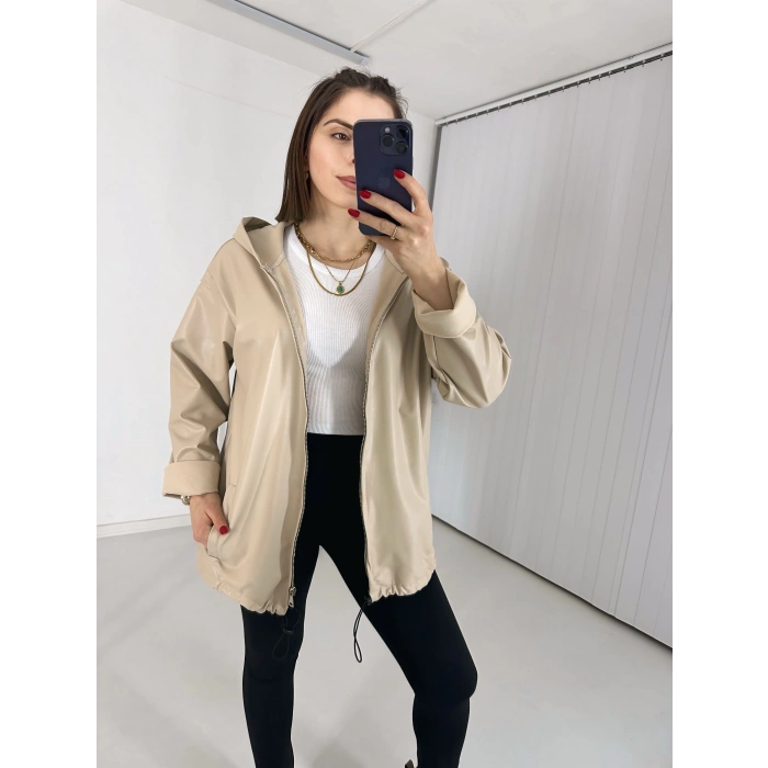 Kapşonlu Bej Deri Yağmurluk