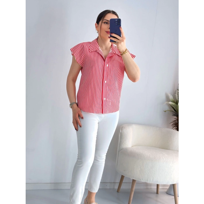 Kırmızı Beyaz Çizgili Gömlek